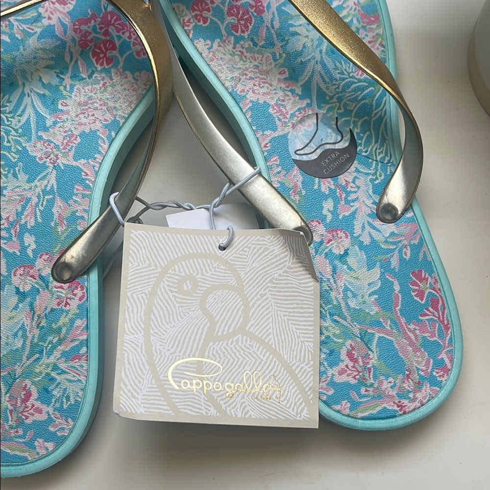 Pappagallo Floral Blue Flip Flops - Picture 3 of 5